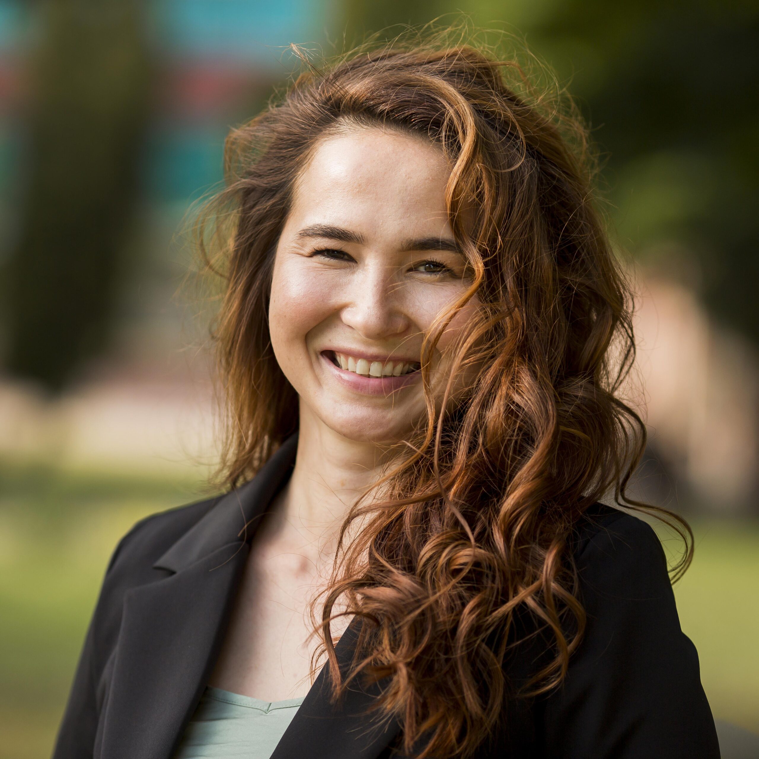 portrait-woman-with-curly-hair